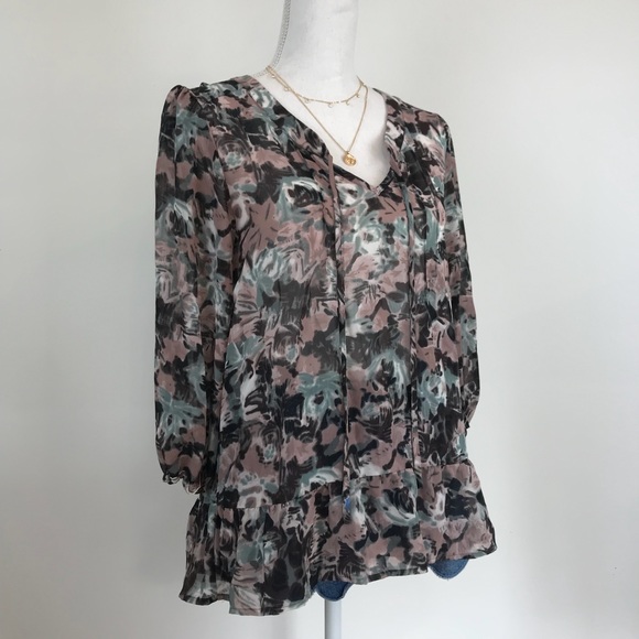 Petticoat Alley Abstract Watercolor Peplum Blouse - Picture 3 of 8